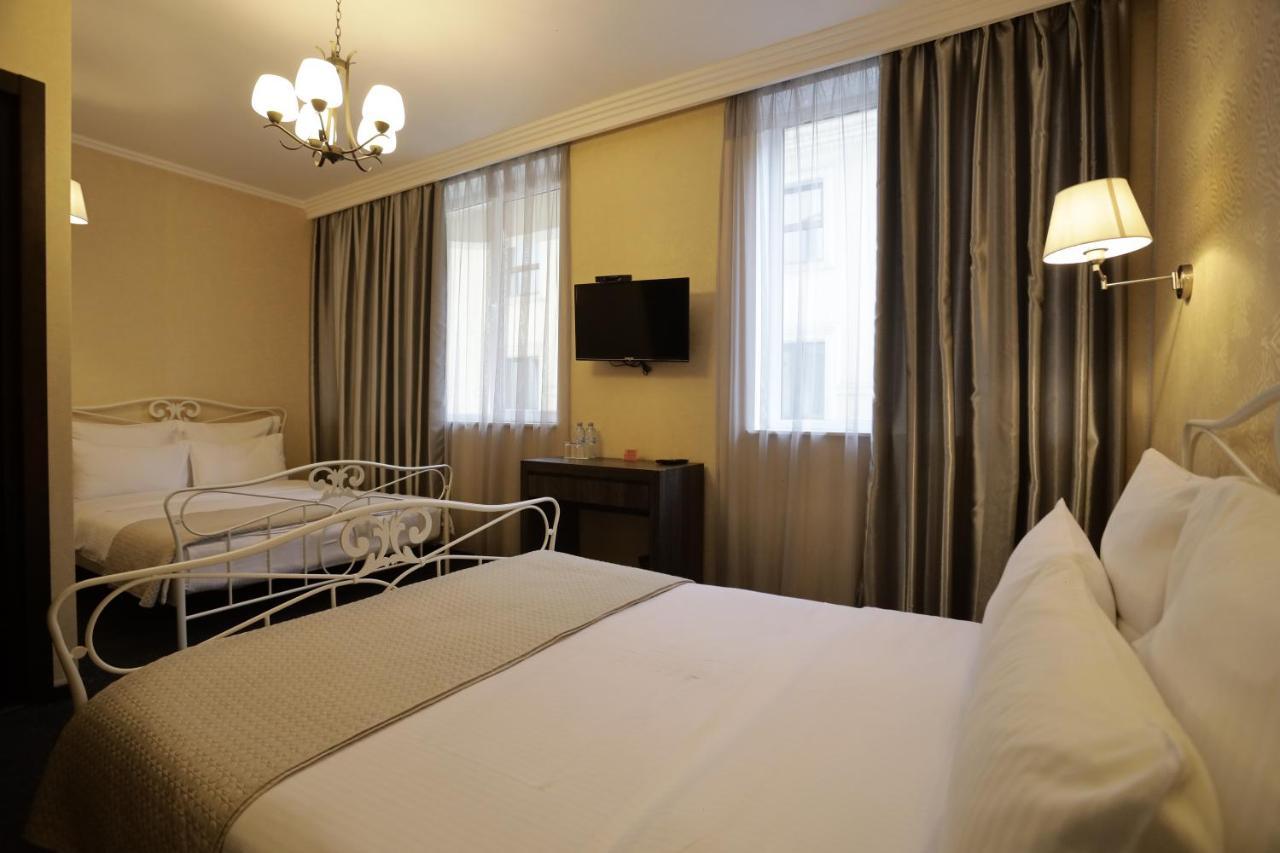 Redline Hotel Τυφλίδα Εξωτερικό φωτογραφία