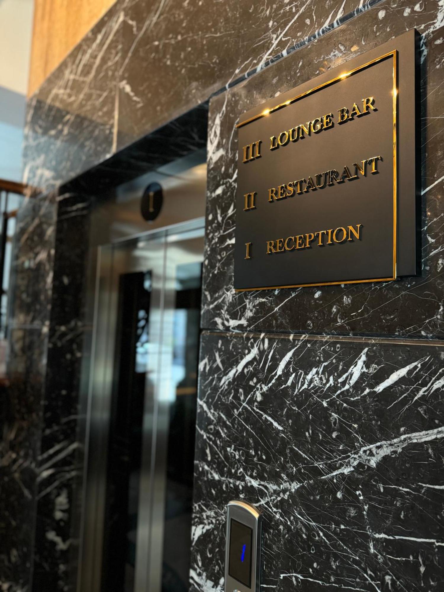 Redline Hotel Τυφλίδα Εξωτερικό φωτογραφία