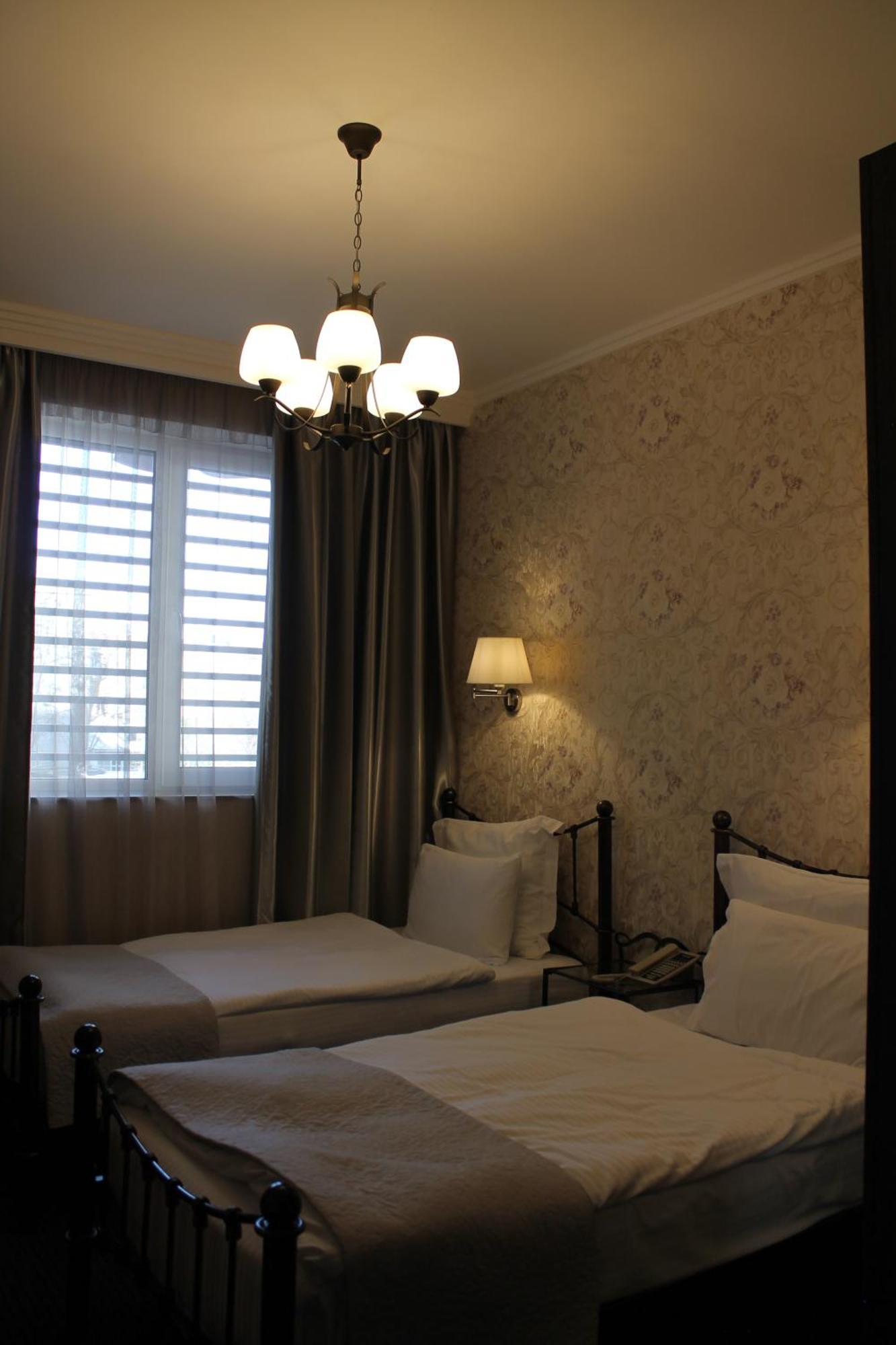 Redline Hotel Τυφλίδα Εξωτερικό φωτογραφία