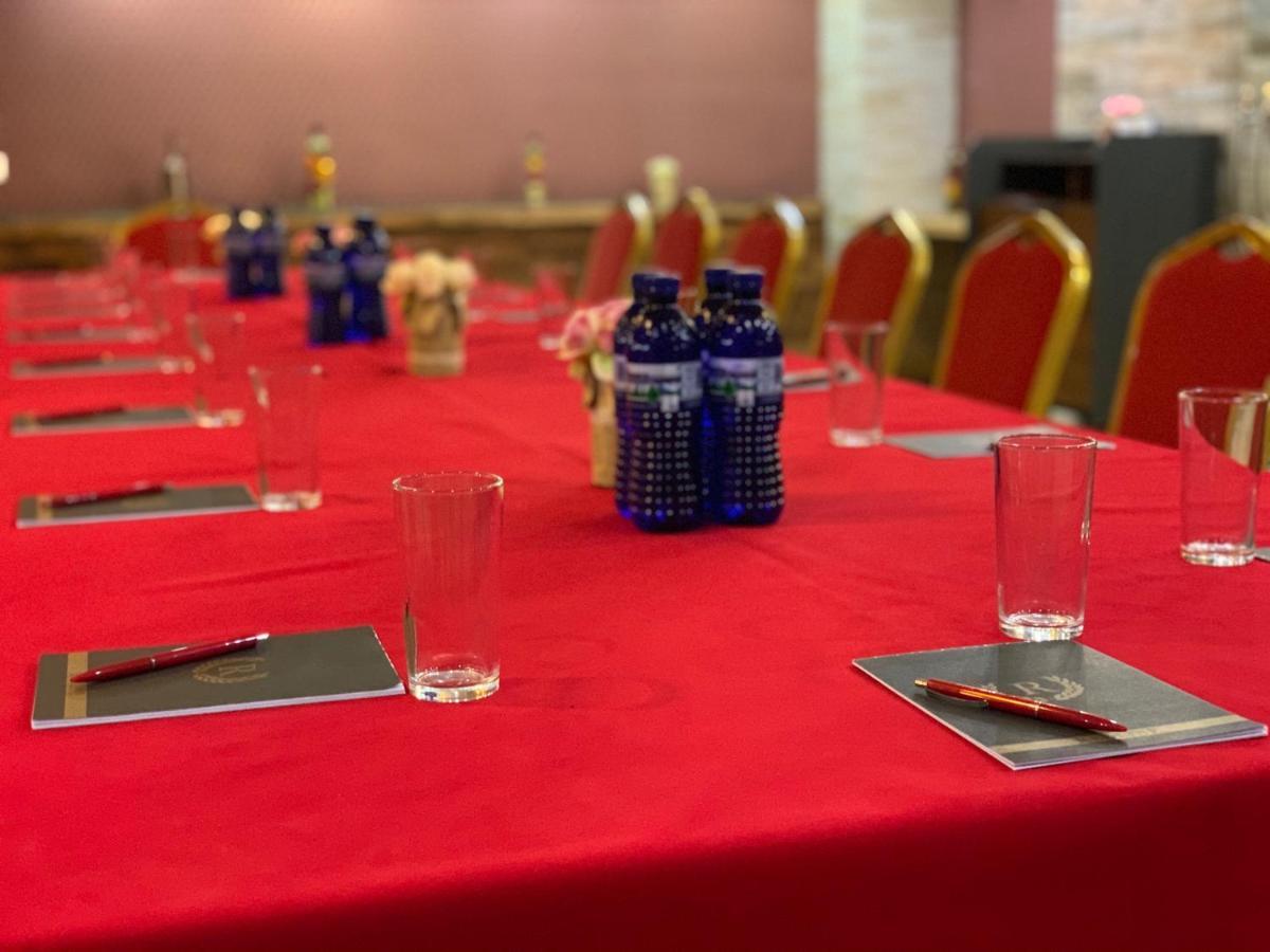 Redline Hotel Τυφλίδα Εξωτερικό φωτογραφία
